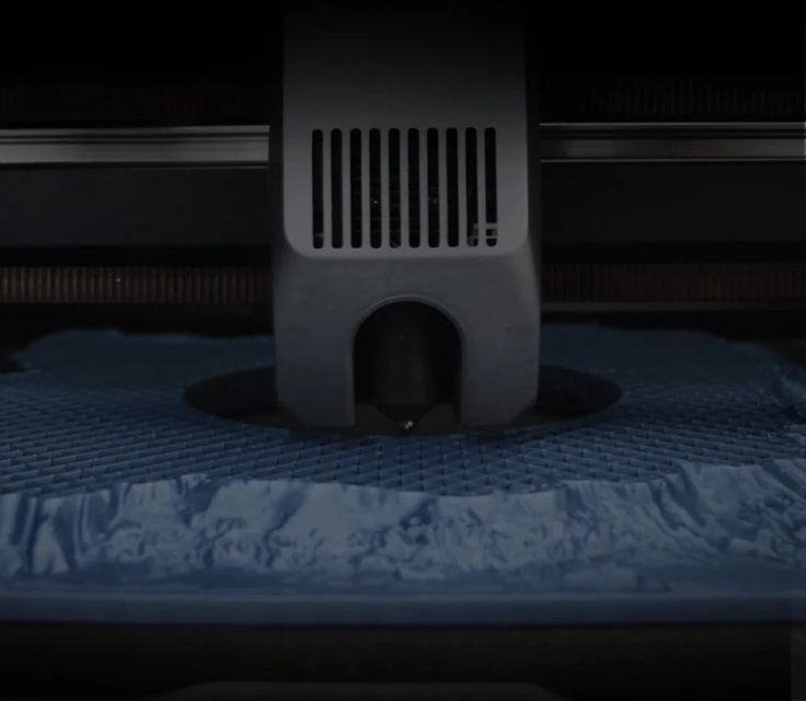 Діаграма, що висвітлює крокові серводвигуни FOC на осях та екструдері.